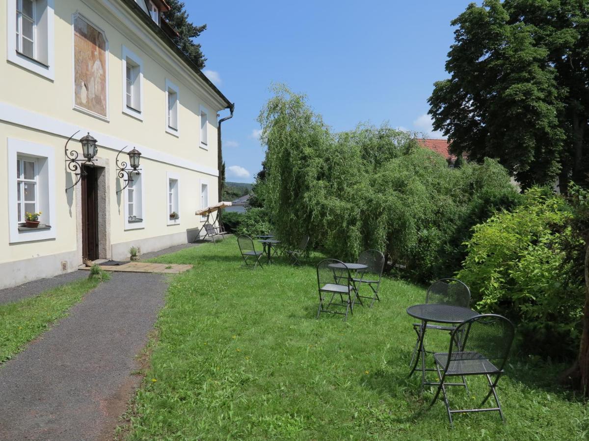 Zamecky Penzion Sloup Sloup  Exterior foto